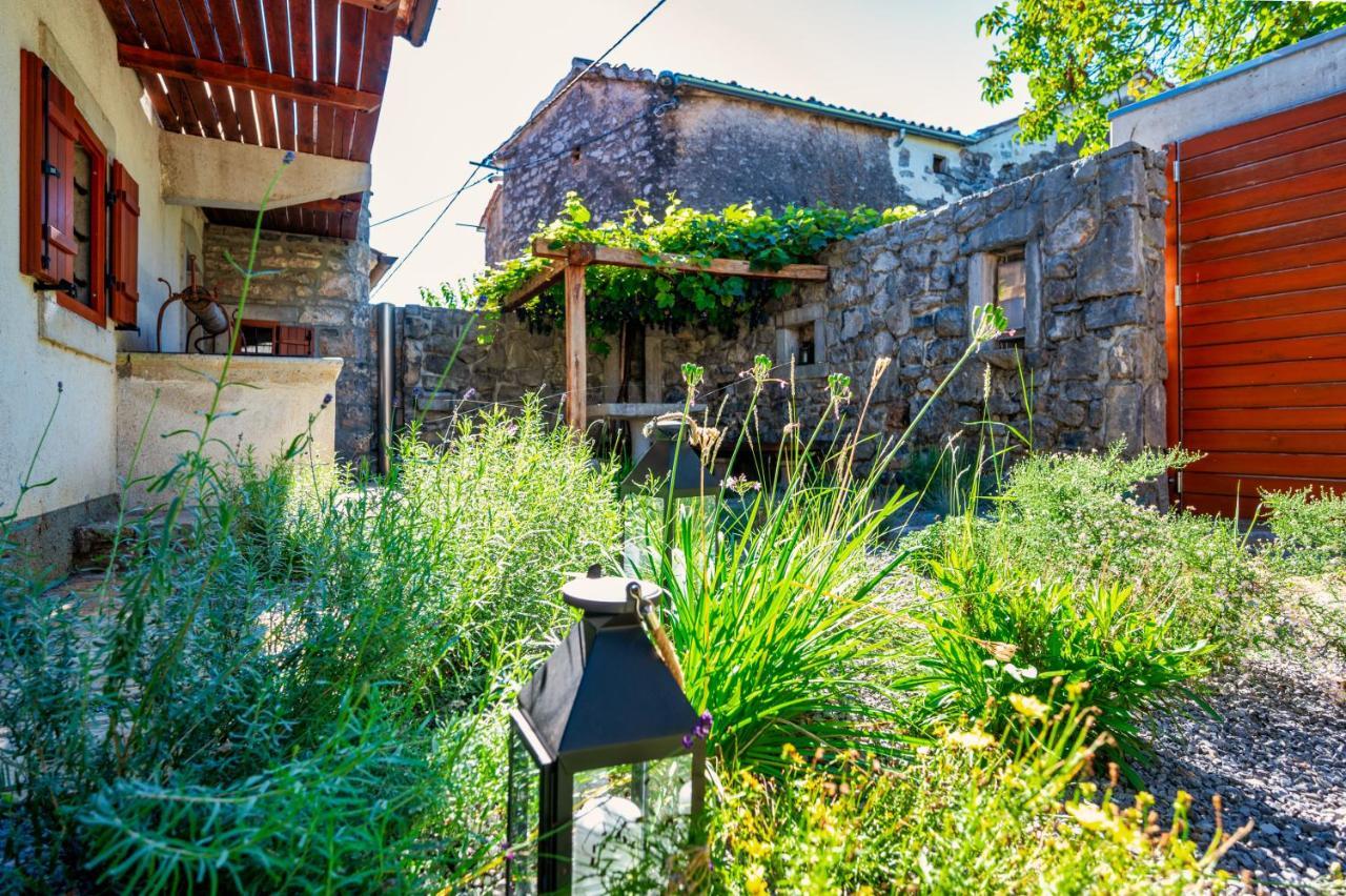 فيلا Karst House Zan Pliskovica With Private Pool Dutovlje المظهر الخارجي الصورة